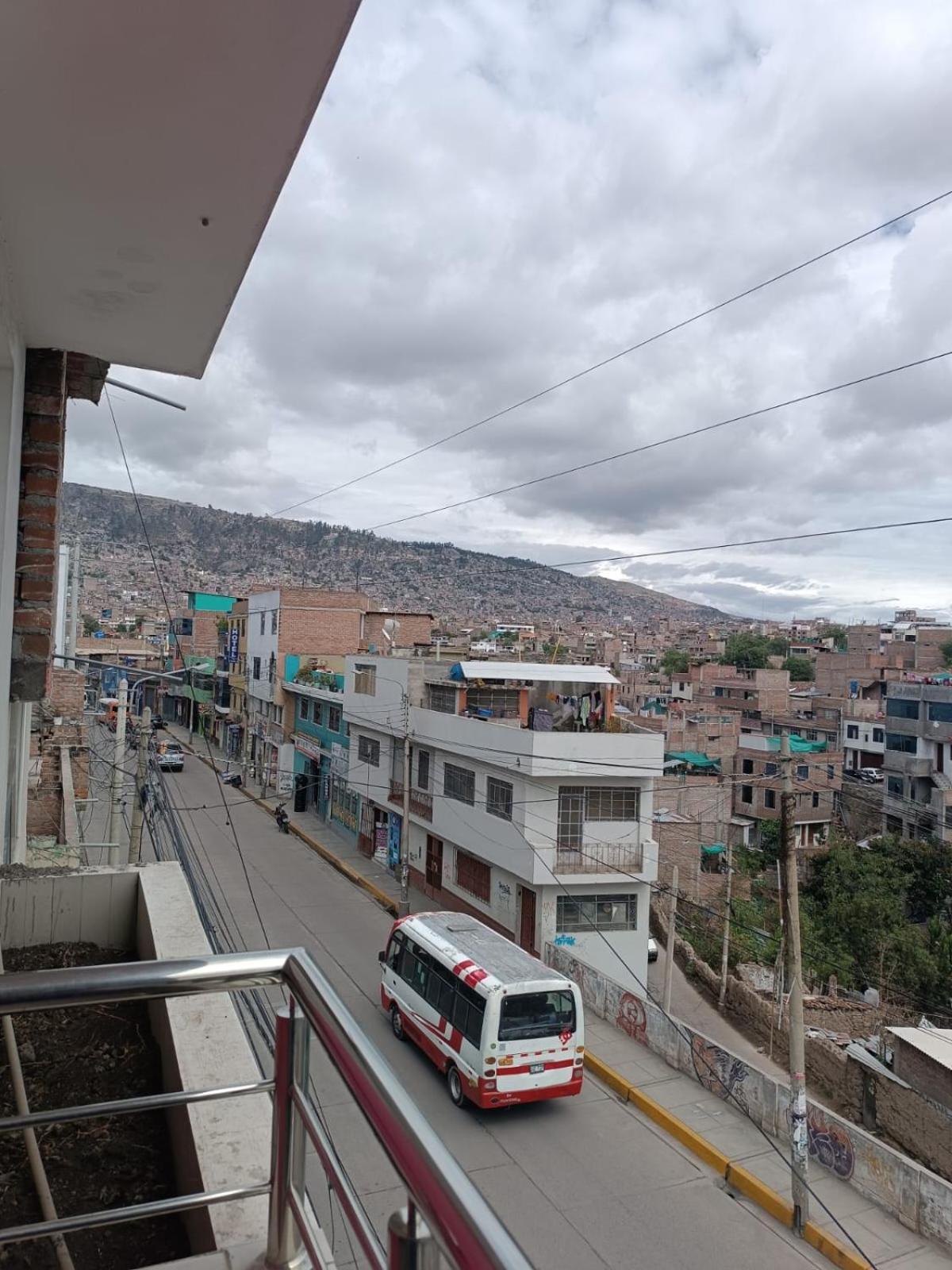 Hostal Yuraq Wasi 596 Ayacucho Eksteriør bilde